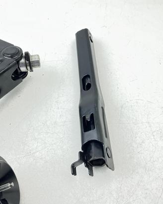 CRIC FORD Fiesta 7° Serie 2176911 D8JA (17>>)