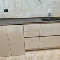Mobile bagno con vano lavatrice
