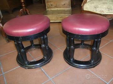 Coppia di sgabelli tondi