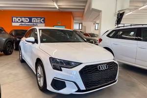 AUDI A3 SPB 30 TDI S tronic Business Advanced