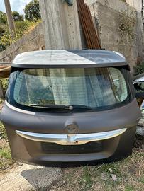 Fiat 500X portellone posteriore con vetro