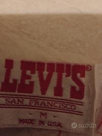 Levis