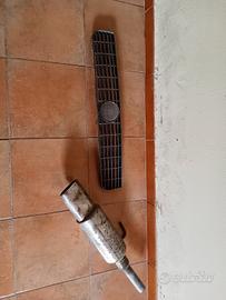 griglia anteriore grande punto e scarico 