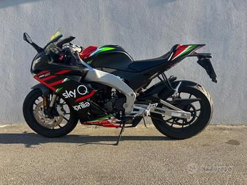 APRILIA RS125 (replica gp)