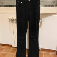 Jeans a vita alta a zampa di elefante neri