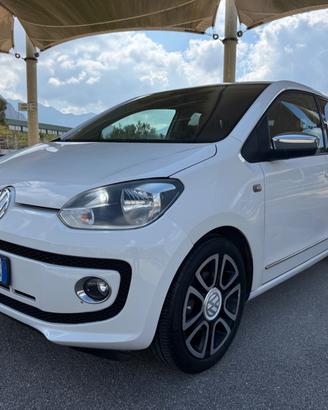 Volkswagen up! AUTOMATICA