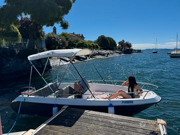 Barca Falcon 30cv SENZA PATENTE (x6 persone)