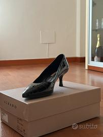 Scarpe eleganti da donn — Albano con scatola