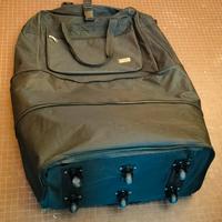 Porta Abiti e Vestiti Da Viaggio Con Ruote