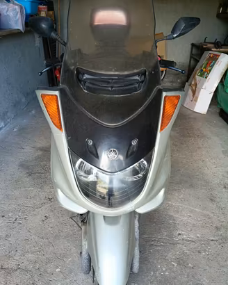 Yamaha Majesty 250 maggio 2000
