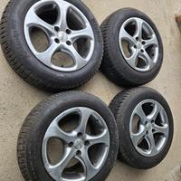 Gomme termiche con cerchi lega 195/60 R15 M+S 