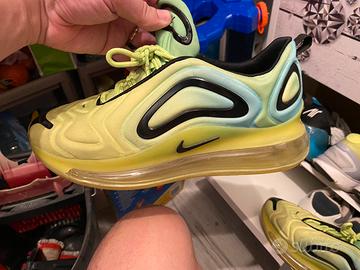 Nike air Max 720 numero 42 gialle Abbigliamento e Accessori In vendita a Modena