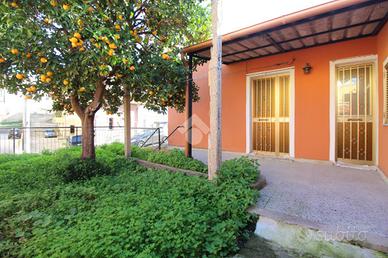 CASA SEMINDIPENDENTE A VILLA SAN GIOVANNI