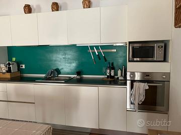 Cucina laccata bianca