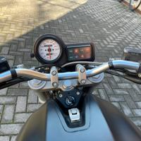 Ducati monster dark 600