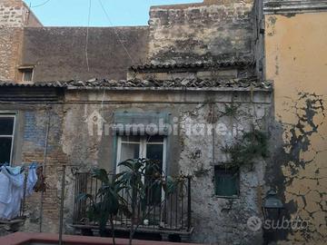 Edificio indipendente centro storico