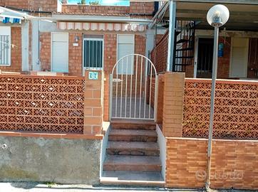 Bilocale, sito in Villaggio Makauda