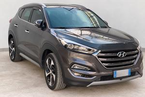 HYUNDAI TUCSON 1.7  141 CV XPOSSIBLE GANCIO TRAINO