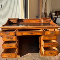 Scrivania originale metà ‘800 in legno massello