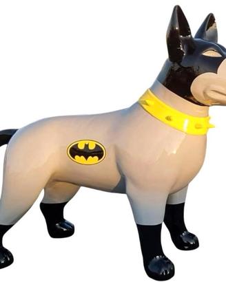 Statua bull terrier moderna batman in resina