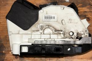 Serratura posteriore destra VW Polo 6r