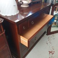 Cassettiera in legno arte povera con specchio