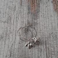 ORECCHINI A CERCHIO FIORE APE COLOR ARGENTO NUOVI