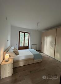 Singola ragazza zona coroncina