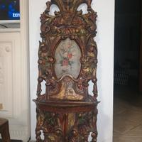 mensola decorativa con dipinto