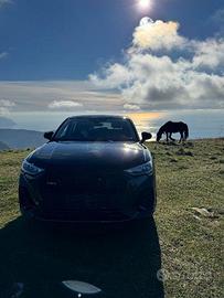 Q3 Sportback 40 2.0 tdi Identity Black quattro 200