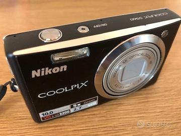 NIKON COOLPIX S560 CCD 10 Megapixels AS NEW
