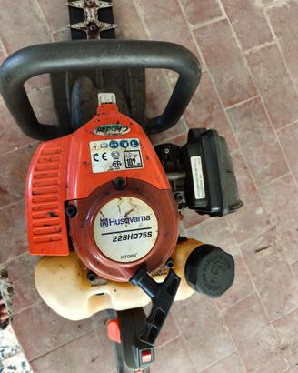 tagliasiepi Husqvarna 226HD75S