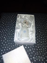 statuina in porcellana