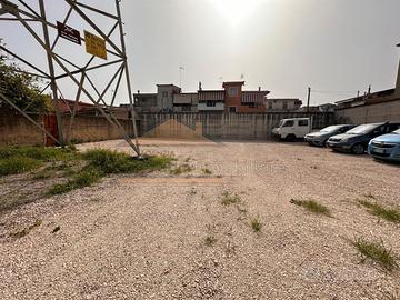 Piazzale in Via Signorelli