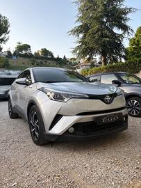 Toyota C-HR 1.8 Hybrid E-CVT Style+