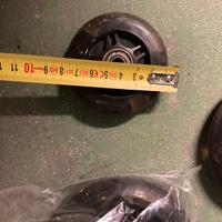 4 ruote monopattino con luci