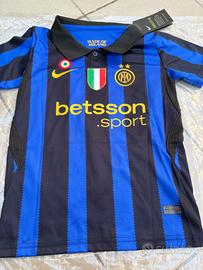 Maglia e pantaloncino Inter