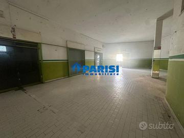 Immobile di 150 m² con 1 locale a Melito di Napoli