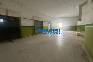 Immobile di 150 m² con 1 locale a Melito di Napoli