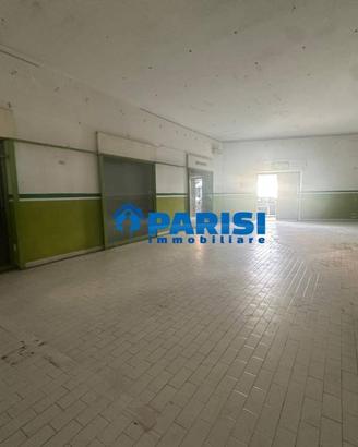 Immobile di 150 m² con 1 locale a Melito di Napoli