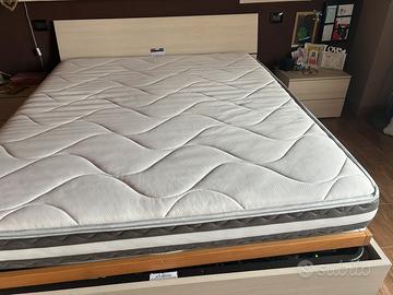 Materasso memory form con rete praicamente nuovo