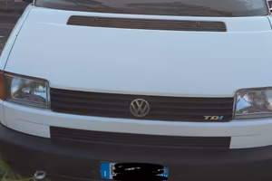 VOLKSWAGEN TRANSPORTER T4
