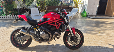 Ducati monster 821