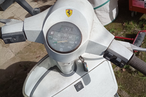 Vespa 125 arcobaleno