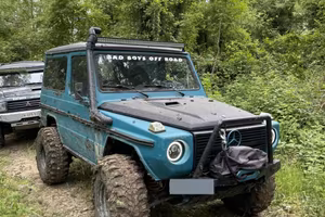 MERCEDES G300