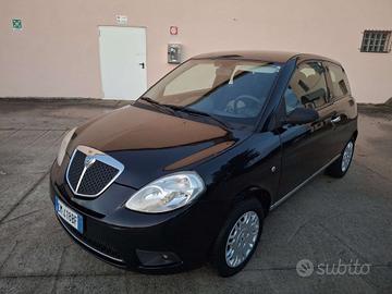 Lancia Ypsilon 1.2 Argento