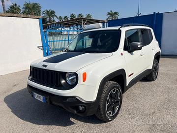 Jeep renegade “trailhawk” 4 WD-2.0 mjt-autom-2016