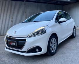 Peugeot 208 PureTech 82, 1.2 benz 82cv 5p. Active