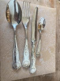 Servizio posate argento 800