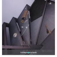 Muratore piastrellista idraulico marmista